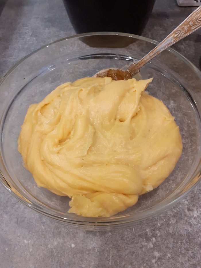 Bignè alla crema