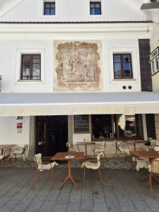 Radovljica, il gioiello sloveno tra cioccolato, api e antiche tradizioni 17