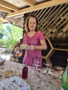 Ana Štublar e il meraviglioso mondo delle api nella Bela Krajina. 1